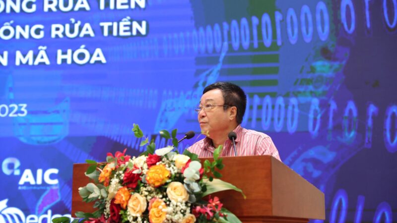 Ông Nguyễn Đoan Hùng, Viện trưởng ABAII, phát biểu tại hội thảo Quy định về phòng, chống rửa tiền và vai trò của phòng, chống rửa tiền trong giao dịch tiền mã hóa. Ảnh: ABAII