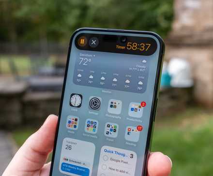 10 Exclusive iPhone Apps You Can't Use on Android 3 Expanded Dynamic Island timer on the Apple iPhone 15 Pro Max
